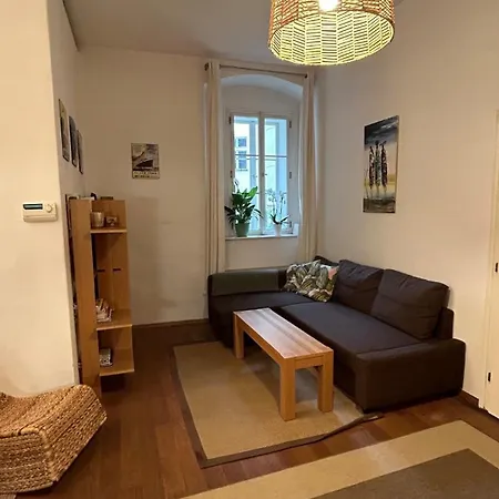 Cozy In The Heart Of Old Town Apartmán *